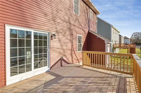 499 Louise St, Woonsocket, RI 02895 photo 17