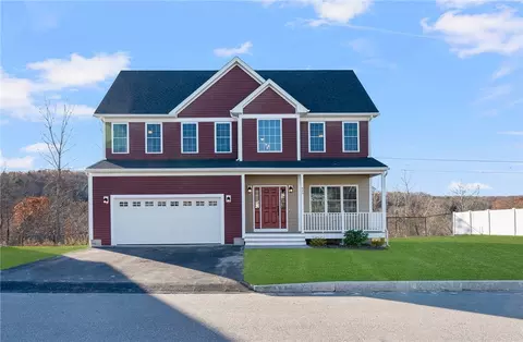 499 Louise St, Woonsocket, RI 02895
