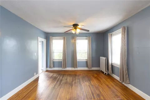 36 Laurel Ave, Coventry, RI 02816 photo 3