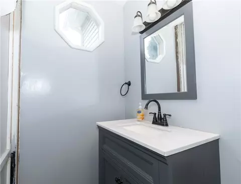 36 Laurel Ave, Coventry, RI 02816 photo 14
