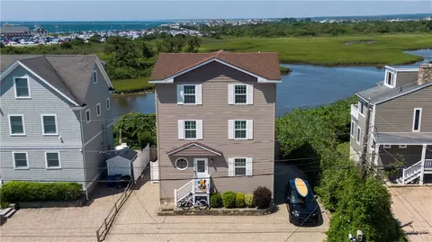 139 Saltaire Ave, Narragansett, RI 02882