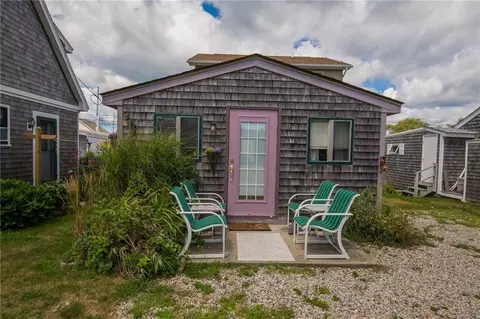9 Lane Three, Narragansett, RI 02882