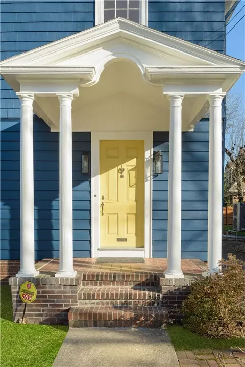 369 Cole Ave, Providence, RI 02906