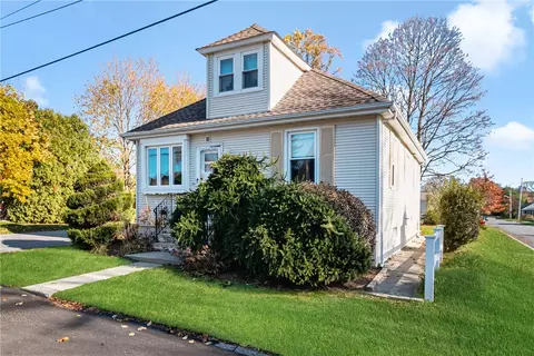 58 Madison Ave, Cranston, RI 02920