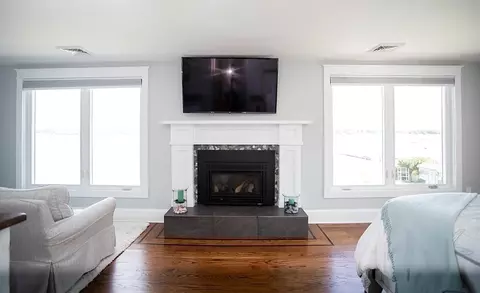 60 Everett Ave, Bristol, RI 02809 photo 16