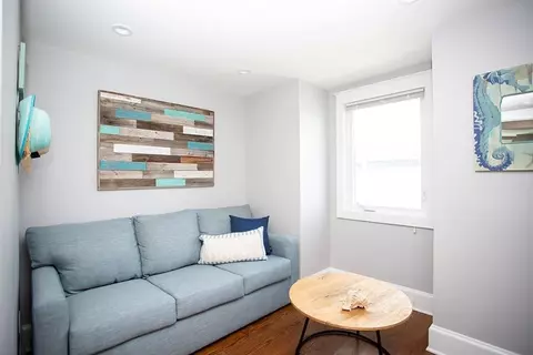 60 Everett Ave, Bristol, RI 02809 photo 19