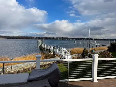 60 Everett Ave, Bristol, RI 02809 photo 26