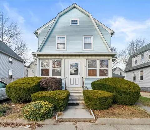 263 Narragansett St, Cranston, RI 02905