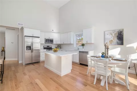 Kitchen - 10 Overlook Ln, Glocester, RI 02814 photo 3 of 4