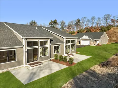 Exterior - 10 Overlook Ln, Glocester, RI 02814 photo 4 of 7