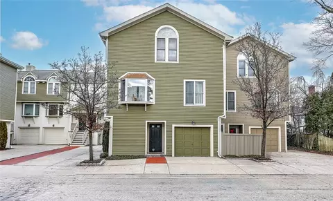 22 Miles Ave #10, Providence, RI 02906