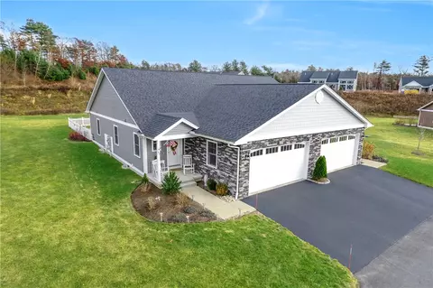 52 Bella Vista Cir #15, Glocester, RI 02814