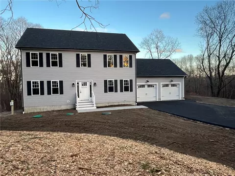 616 Jillson Ave, Woonsocket, RI 02895