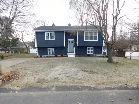 23 Hattie Ave, Smithfield, RI 02828