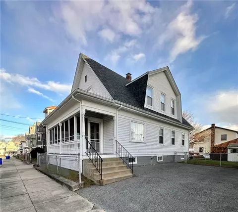 27 Melrose Ave, Pawtucket, RI 02860