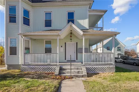 35 Greene St, Woonsocket, RI 02895