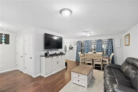 146 High St, Woonsocket, RI 02895 photo 12