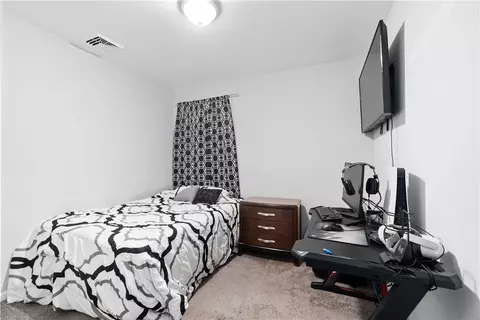 146 High St, Woonsocket, RI 02895 photo 17