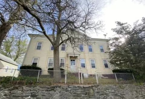 135 Cato St, Woonsocket, RI 02895