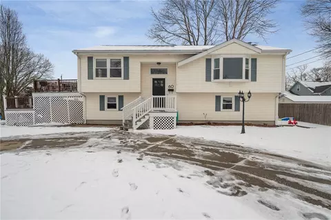60 Read St, Riverside, RI 02915