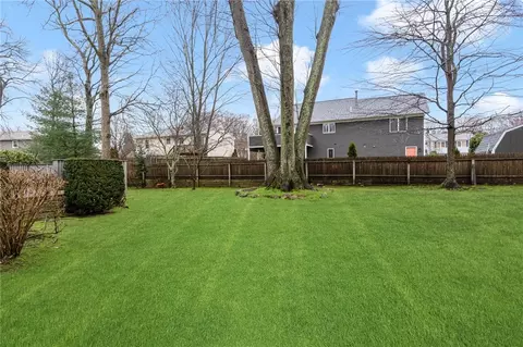34 Tomahawk Trl, Cranston, RI 02921 photo 33
