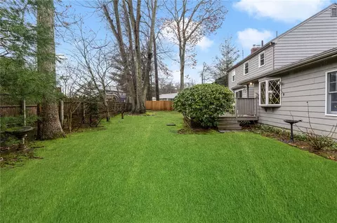 34 Tomahawk Trl, Cranston, RI 02921 photo 38