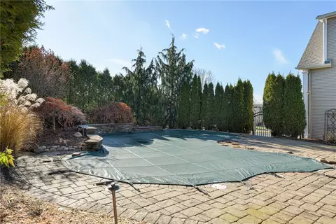 7 Stable Dr, Cranston, RI 02831 photo 43