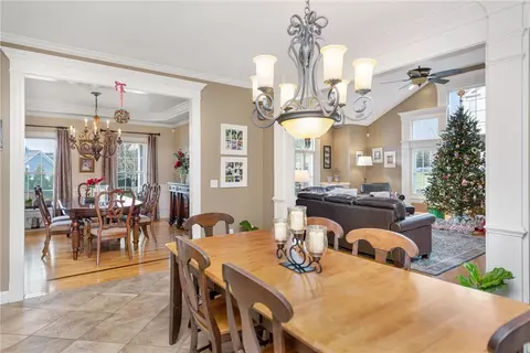 7 Stable Dr, Cranston, RI 02831 photo 11