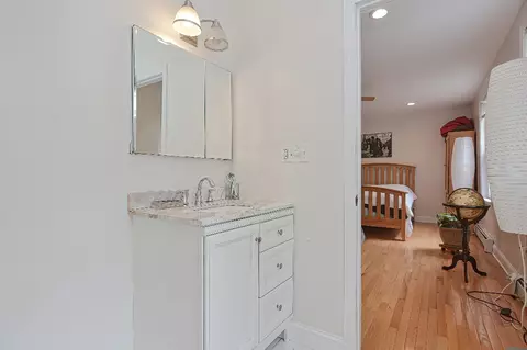 470 Willow St, Woonsocket, RI 02895 photo 18