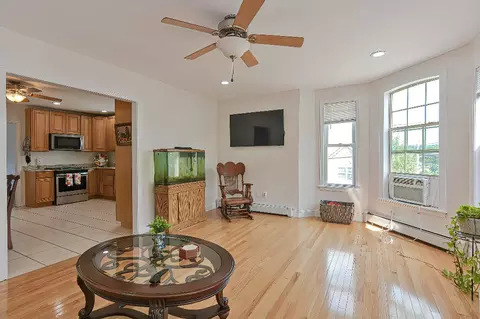 470 Willow St, Woonsocket, RI 02895 photo 15