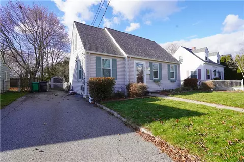 249 Tennyson Rd, Warwick, RI 02888