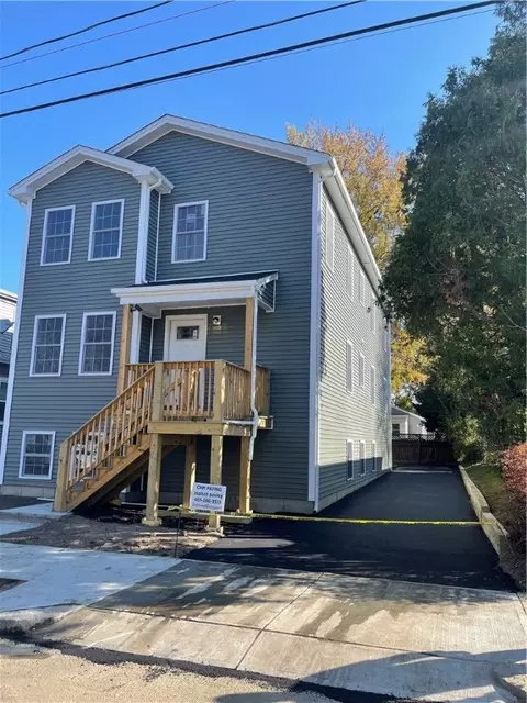 23 Phebe St, Providence, RI 02904