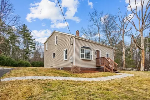 894 Round Top Rd, Burrillville, RI 02830
