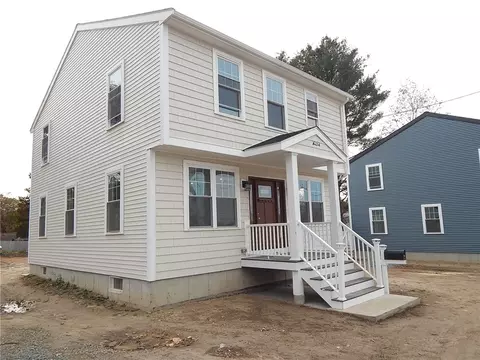 186 Smithfield Rd, North Providence, RI 02904