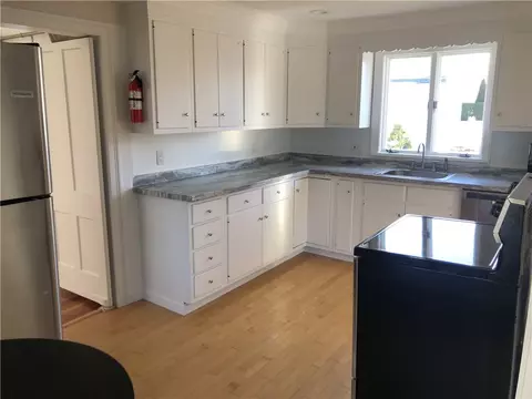 37 Summer St, Westerly, RI 02891 photo 23
