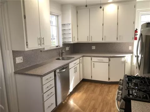 37 Summer St, Westerly, RI 02891 photo 10