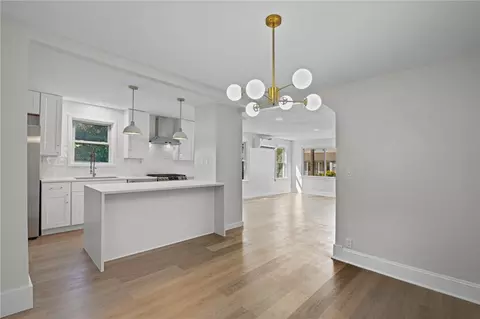 34 Grace Ave, Warwick, RI 02889
