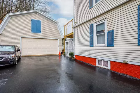 19 Breault Ave, Woonsocket, RI 02895 photo 3