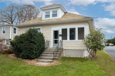 31 Steere Ave, North Providence, RI 02911