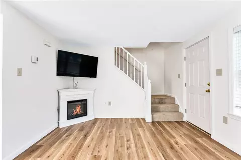 200 Post Rd #112, Warwick, RI 02888 photo 4