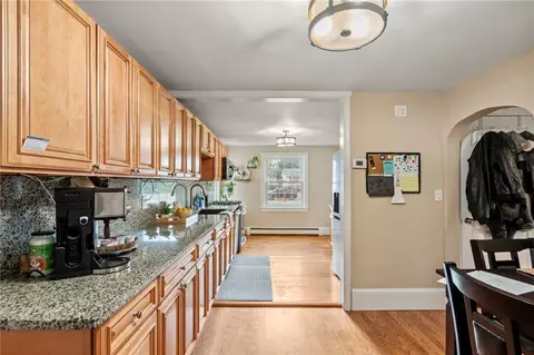 273 Long Street St, Warwick, RI 02886 photo 3