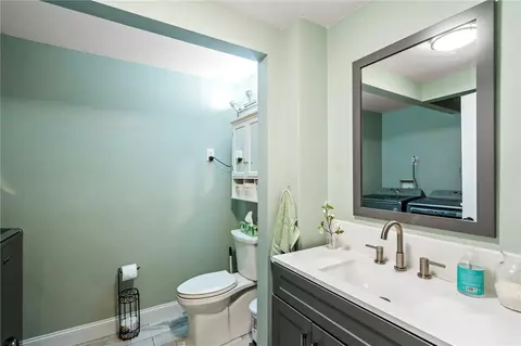 273 Long Street St, Warwick, RI 02886 photo 15