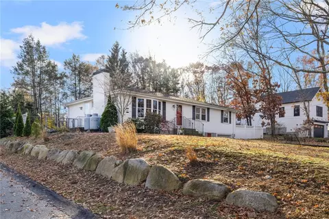 23 Tartaglia St, Johnston, RI 02919