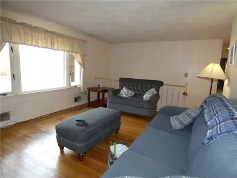 230 Douglas Rd, Warwick, RI 02886 photo 8