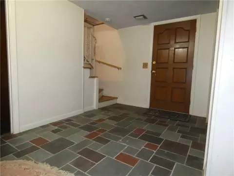 230 Douglas Rd, Warwick, RI 02886 photo 15