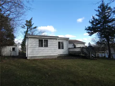 230 Douglas Rd, Warwick, RI 02886 photo 19