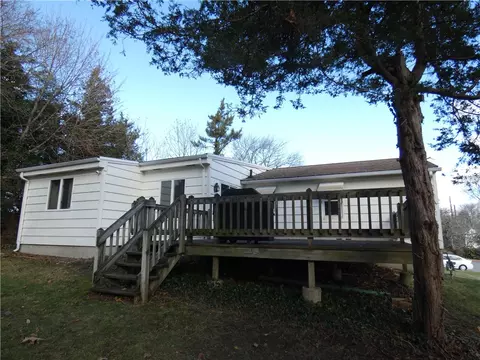 230 Douglas Rd, Warwick, RI 02886 photo 20