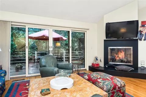 36 Oyster Pt, Warren, RI 02885 photo 16