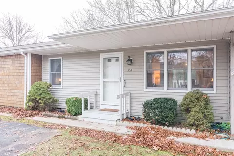 30 W Castle Way #B, Charlestown, RI 02813