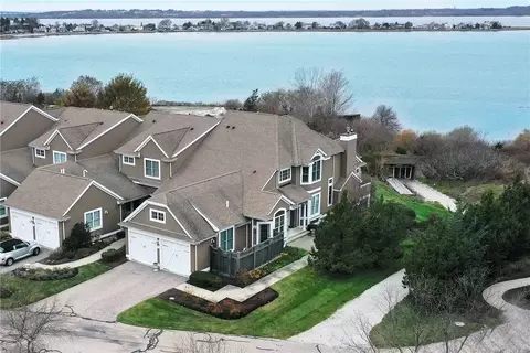 75 Waters Edge, Tiverton, RI 02878